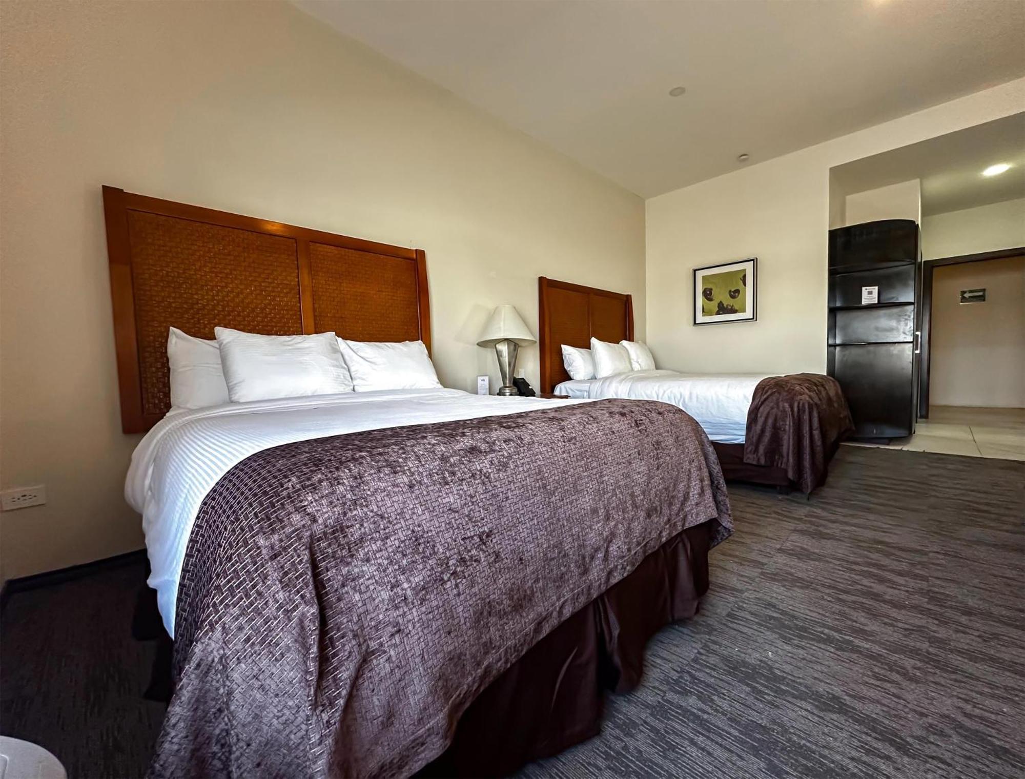 Best Western Plus Sacramento Чиуауа Екстериор снимка
